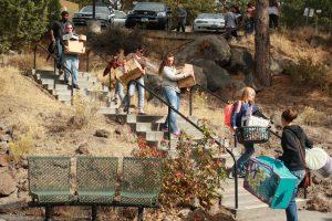 Students move into Juniper Hall. Vera Holiday | The Broadside