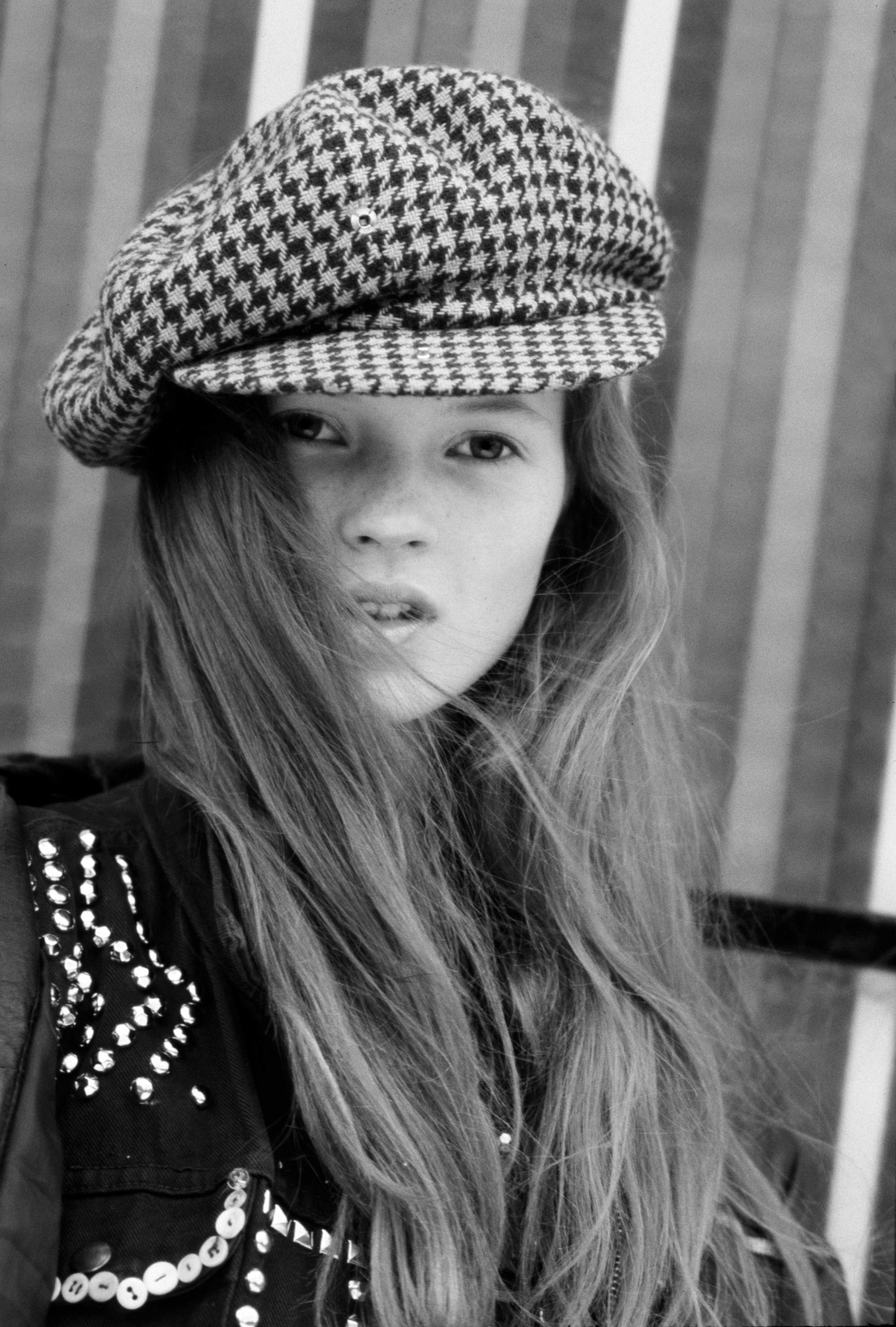 Black & White portrait of a young Kate Moss by Paula Bullwinkel
