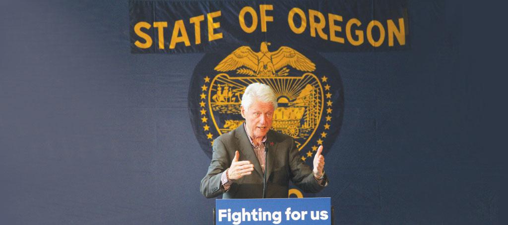 Former+President+Bill+Clinton+addresses+the+public+at+COCCs+Coats+Campus+Center+on+may+5th%2C+2016.+Photo+by+Jacob+Smith+%7C+The+Broadside.