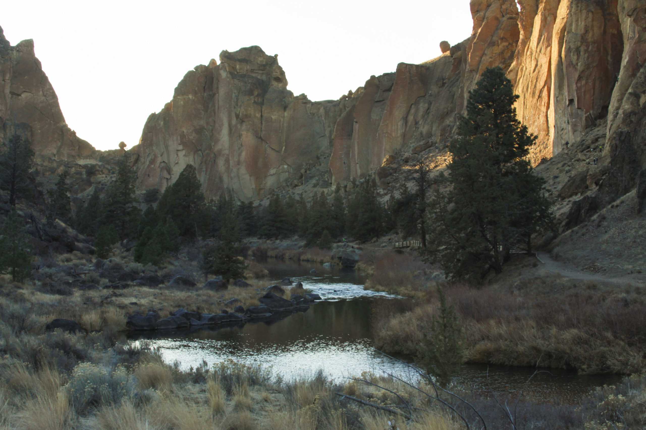 The sights, hikes, and history of Smith Rock – Photo Gallery