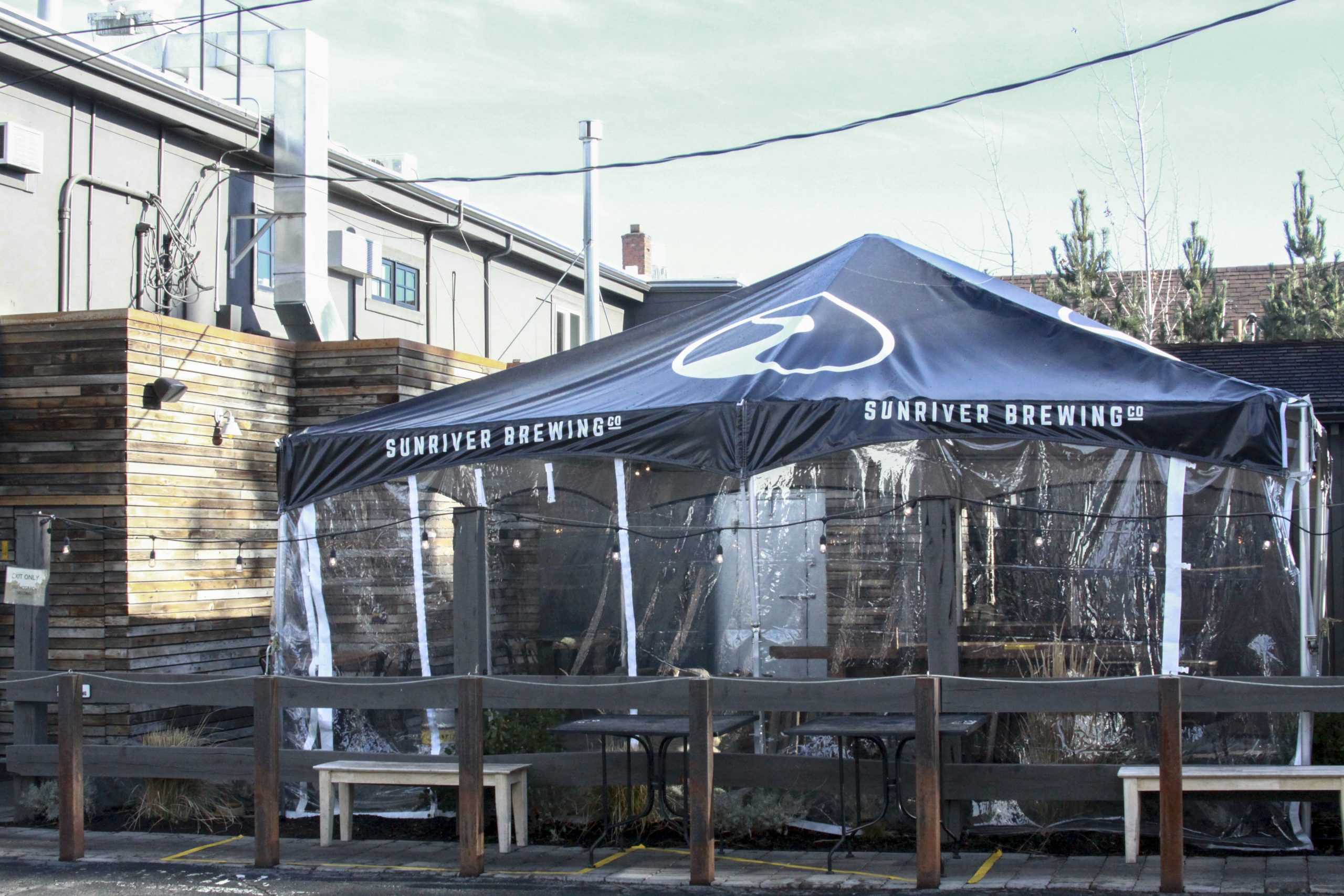 Outdoor dining in a winter wonderland – Photo Gallery