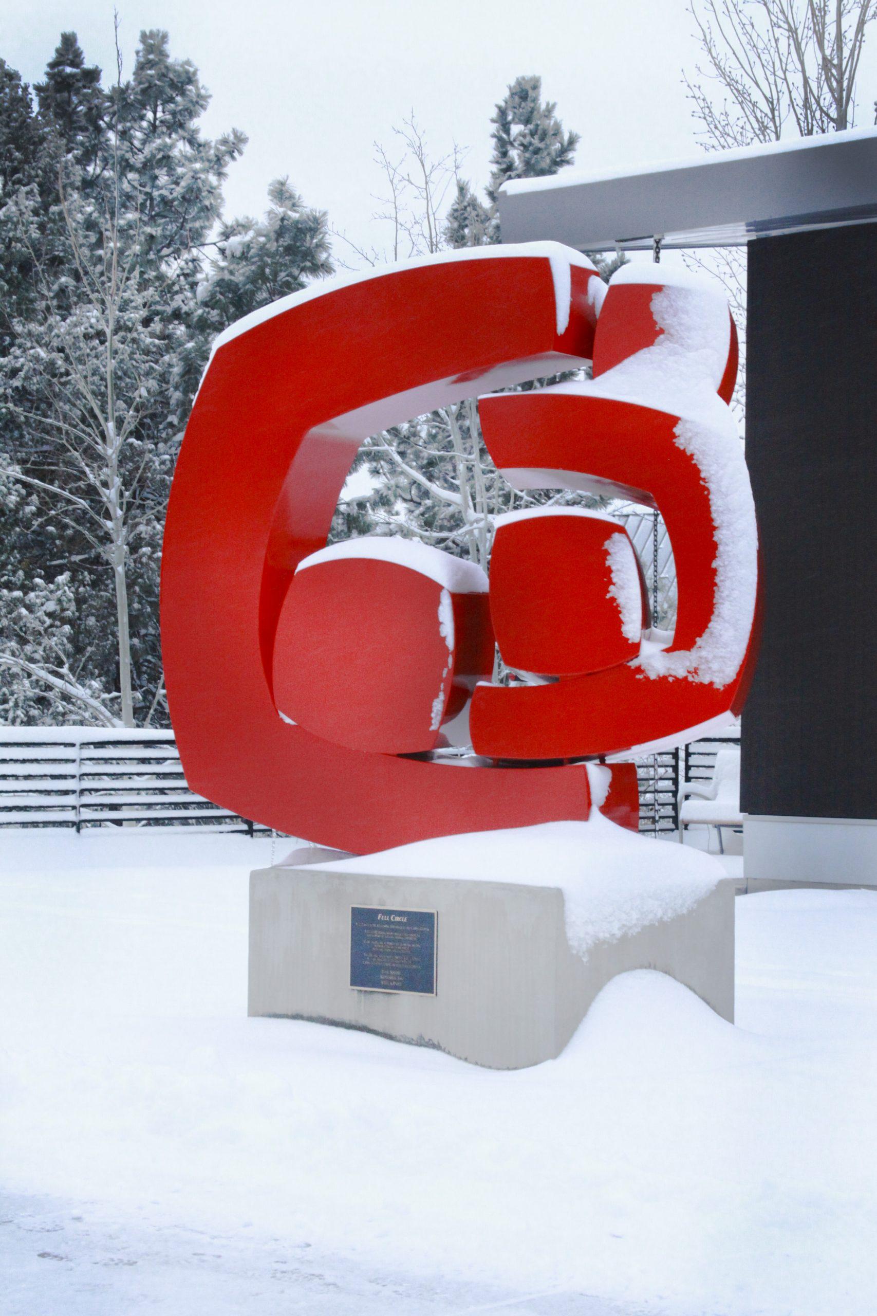 Snowfall finally arrives at the Bend COCC Campus – Photo Gallery