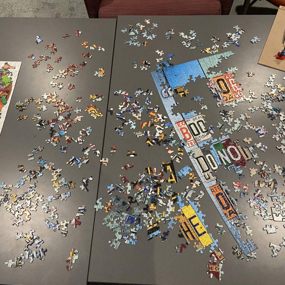 Jigsaw puzzles build community in Wickiup Hall