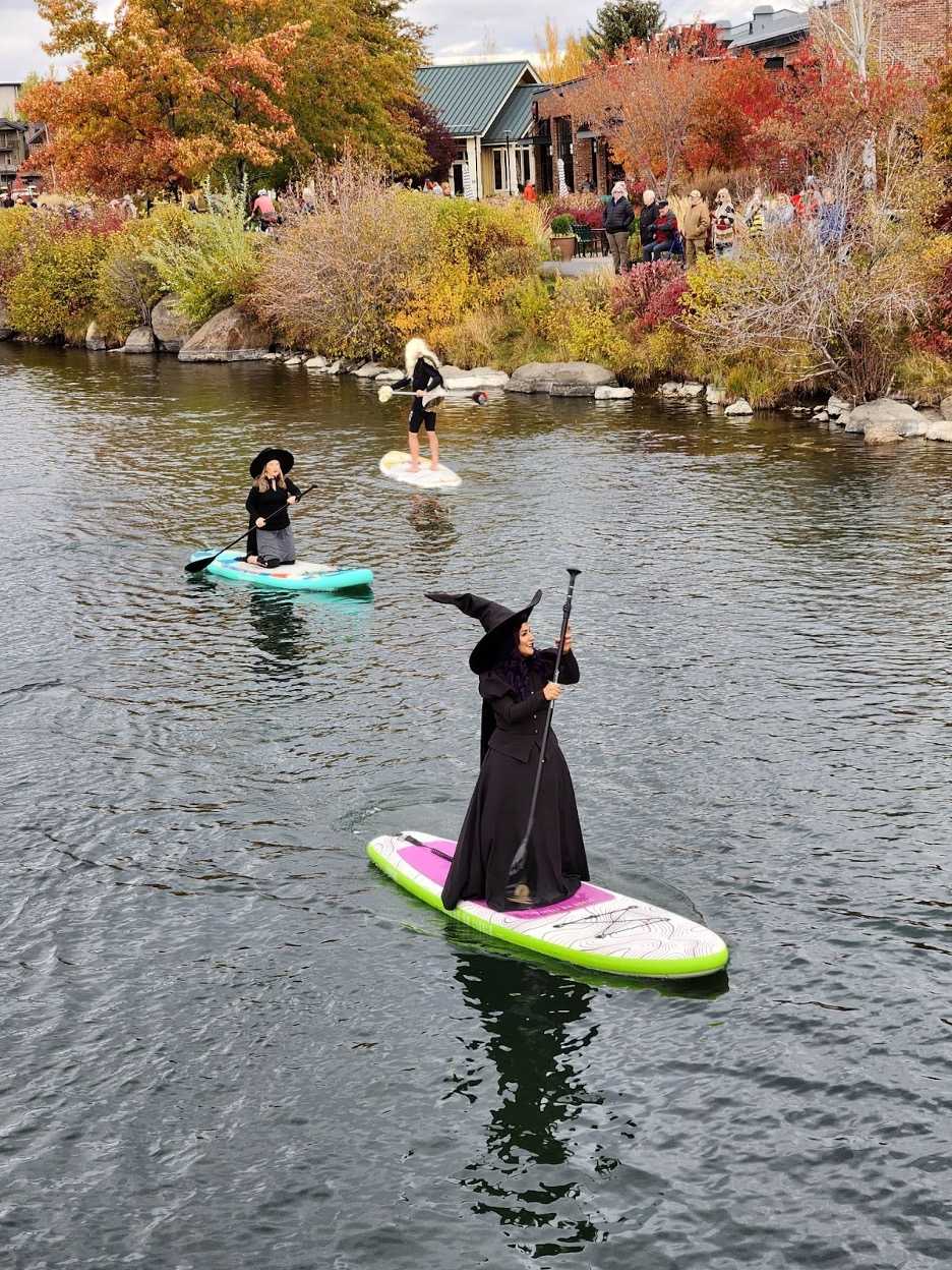 Bend’s annual Witches Paddle photo gallery The Broadside