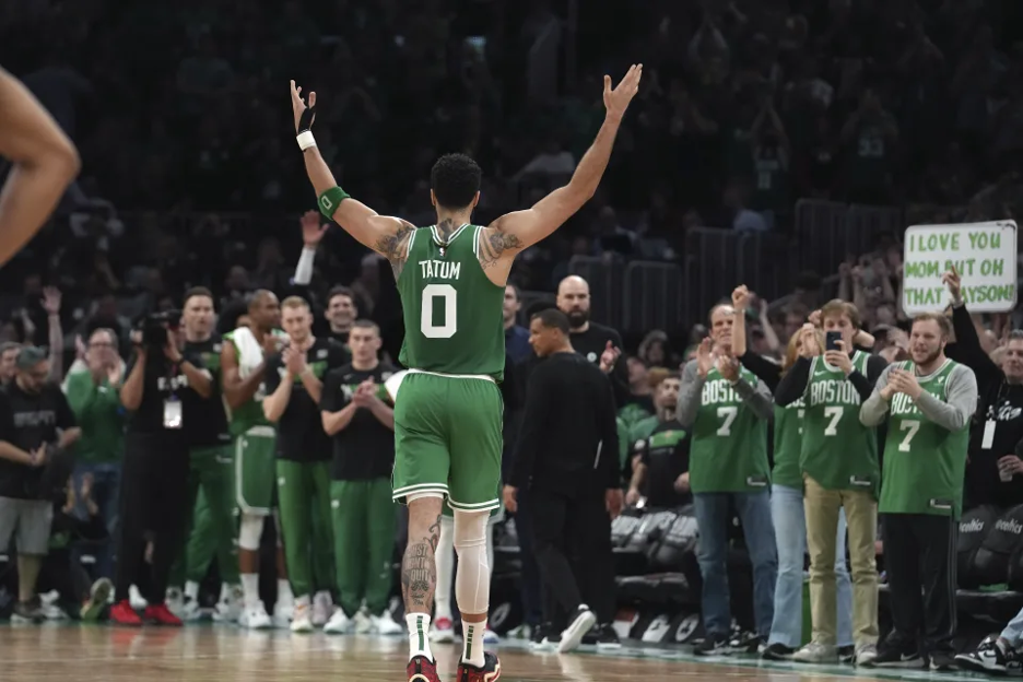Despite+not+being+up+to+his+standards+in+Game+6%2C+Tatum+showed+out+in+a+win+or+go+home+Game+7+at+TD+Garden%2C+where+he+torched+the+Philadelphia+defense+for+a+Game+7+record+51+points+in+a+112-88+Boston+victory.+%28AP+Photo%2FSteven+Senne%29