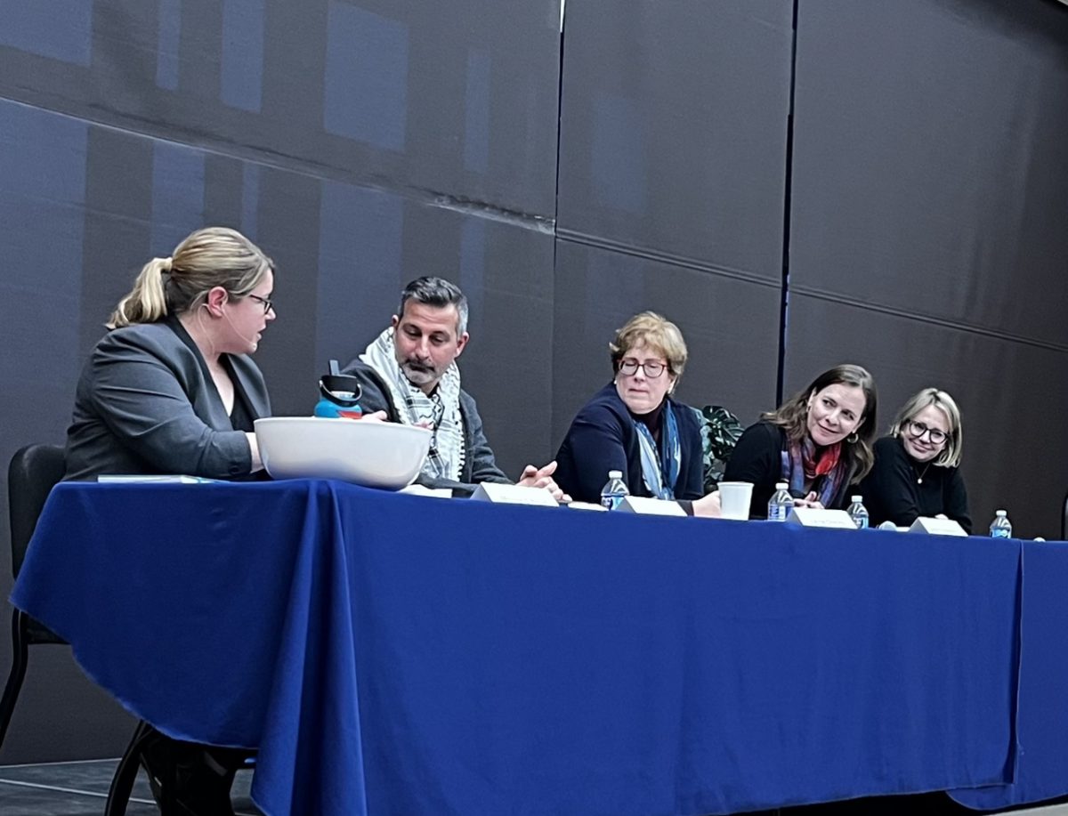 Left to Right: Moderator Morgan Schmidt, Karim Bouris, COCC President Laurie Chesley, Professor Jessica Hammerman, Rep. Emerson Levy