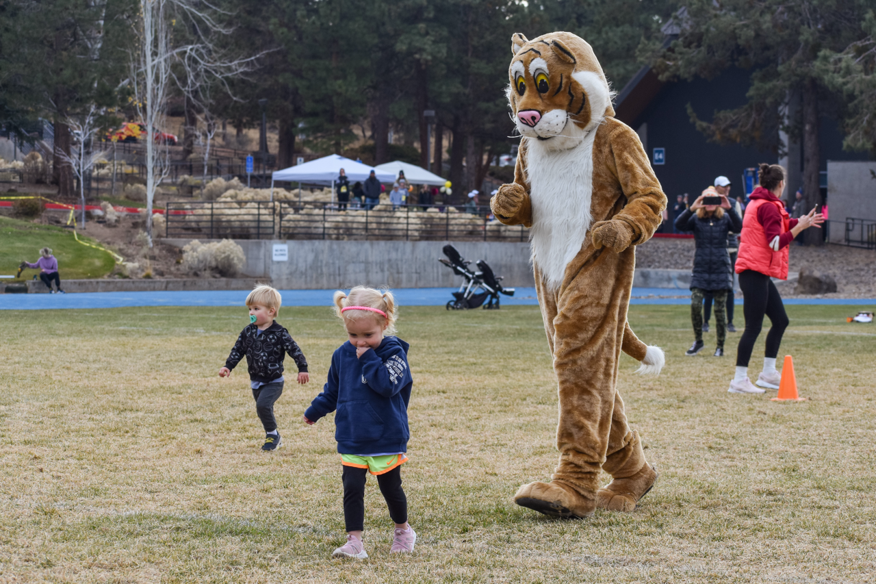 25th annual turkey and third annual toddler trot race at COCC
